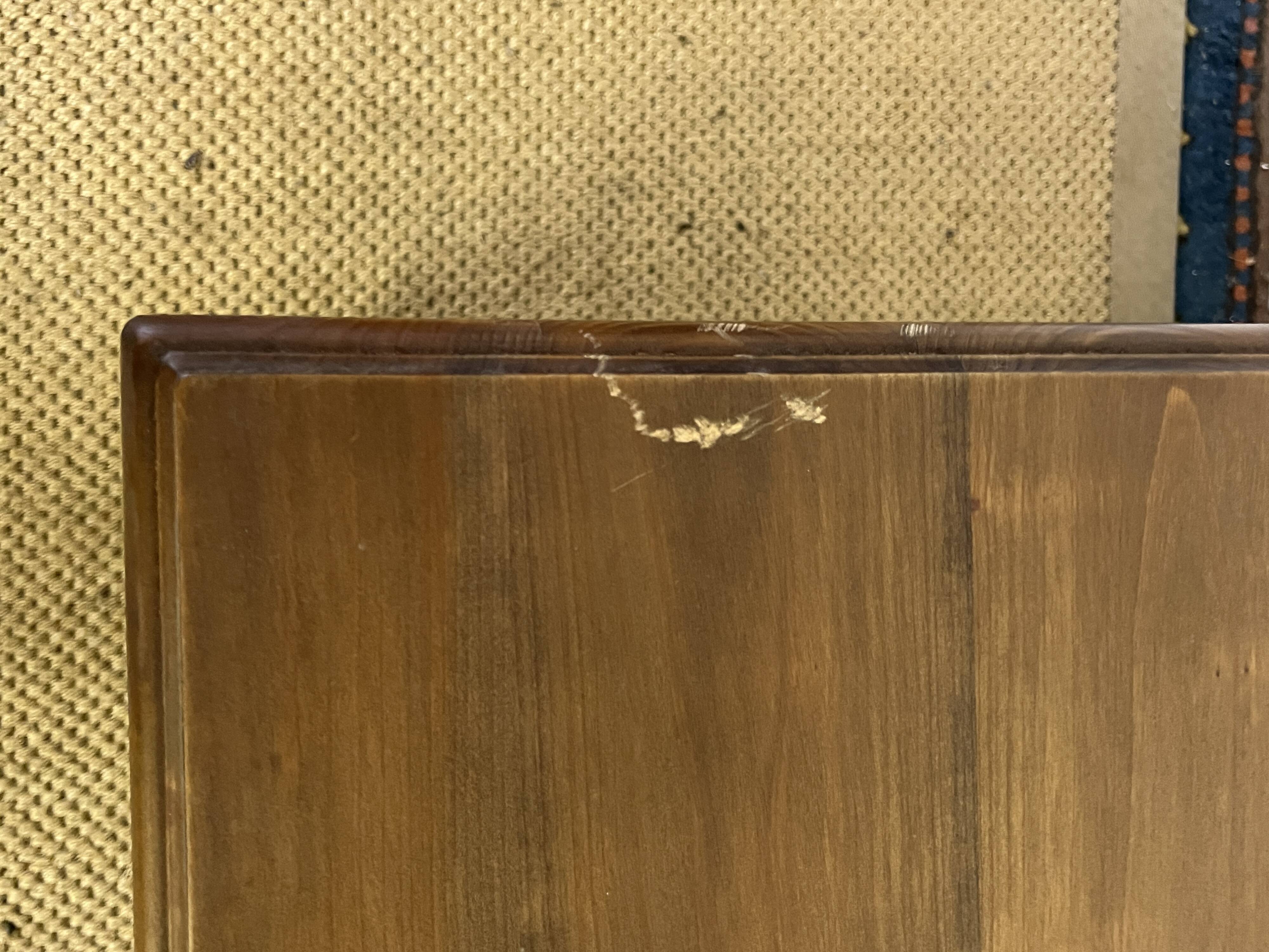 Small vintage wooden chest of drawers 3 drawers