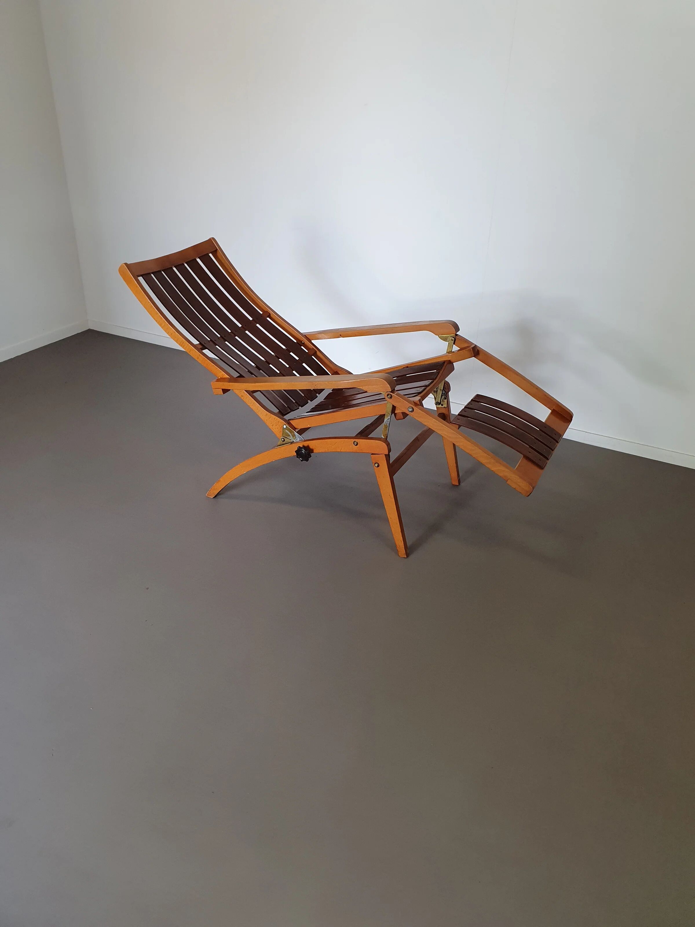 Chair bentwood Thonet Siesta Medizinal 1951 lounge chair