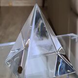 Paper press pyramid crystal val saint lambert