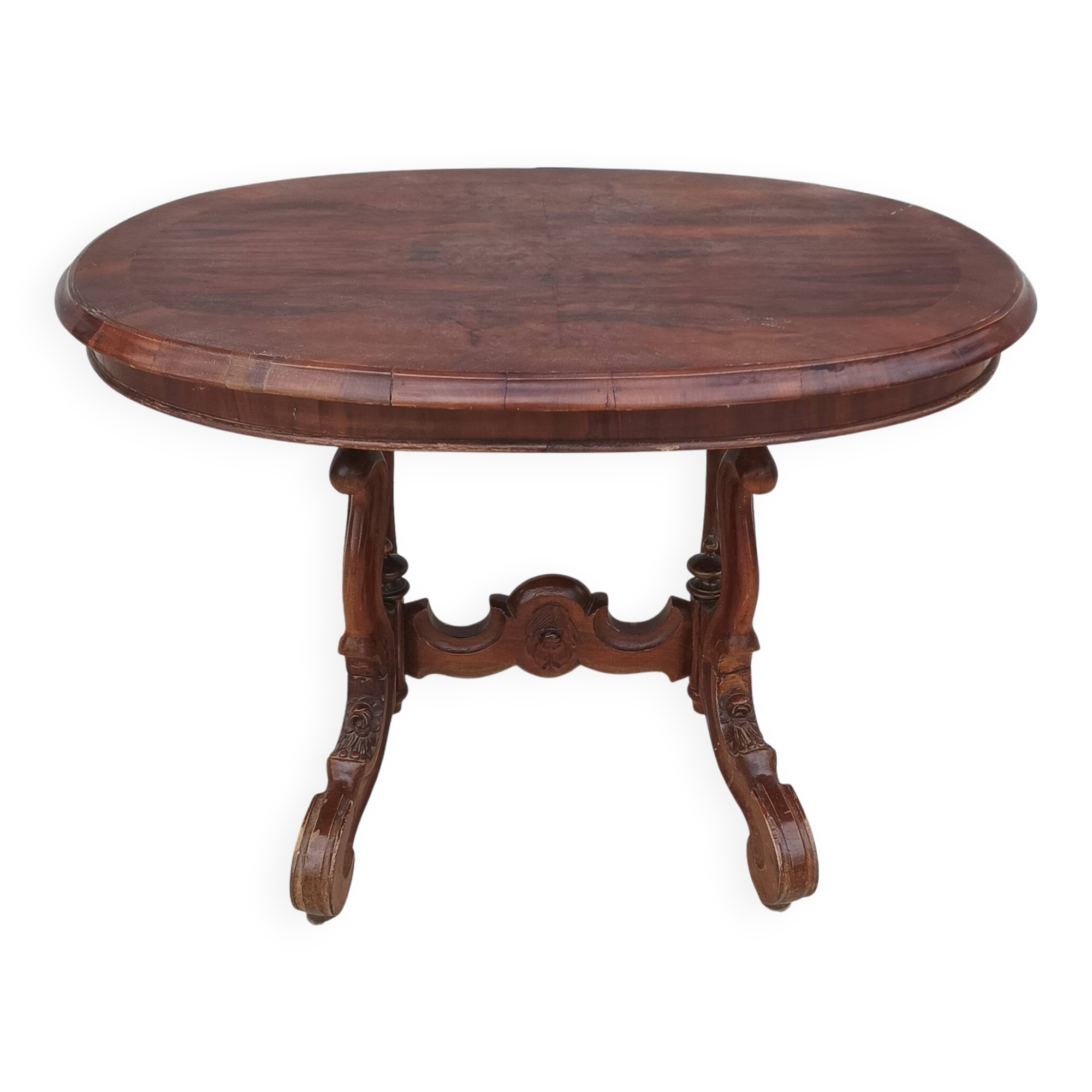 Napoleon III walnut gueridon table