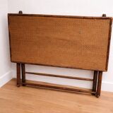 Foldable rattan table