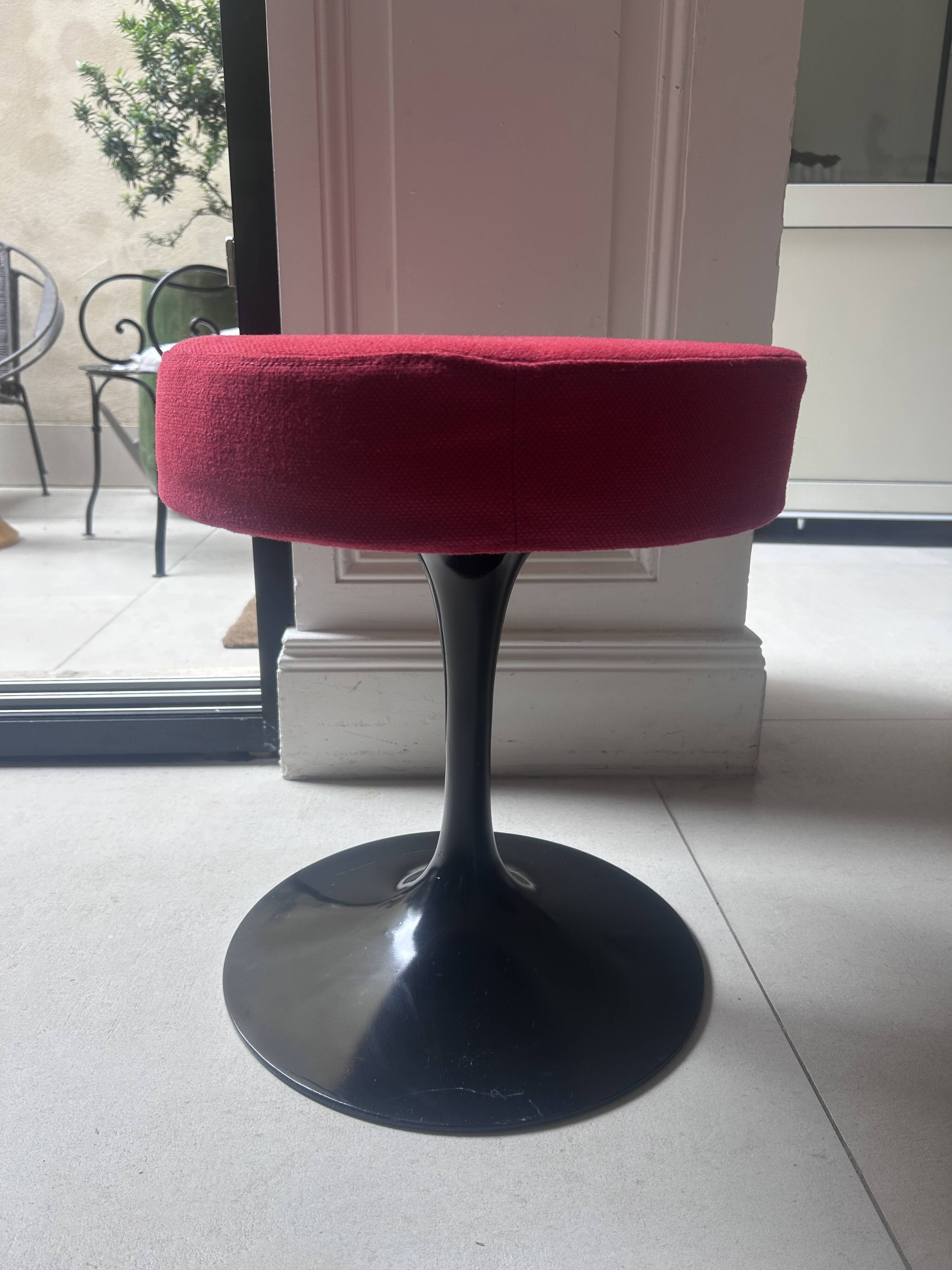 Tabouret tulipe noir