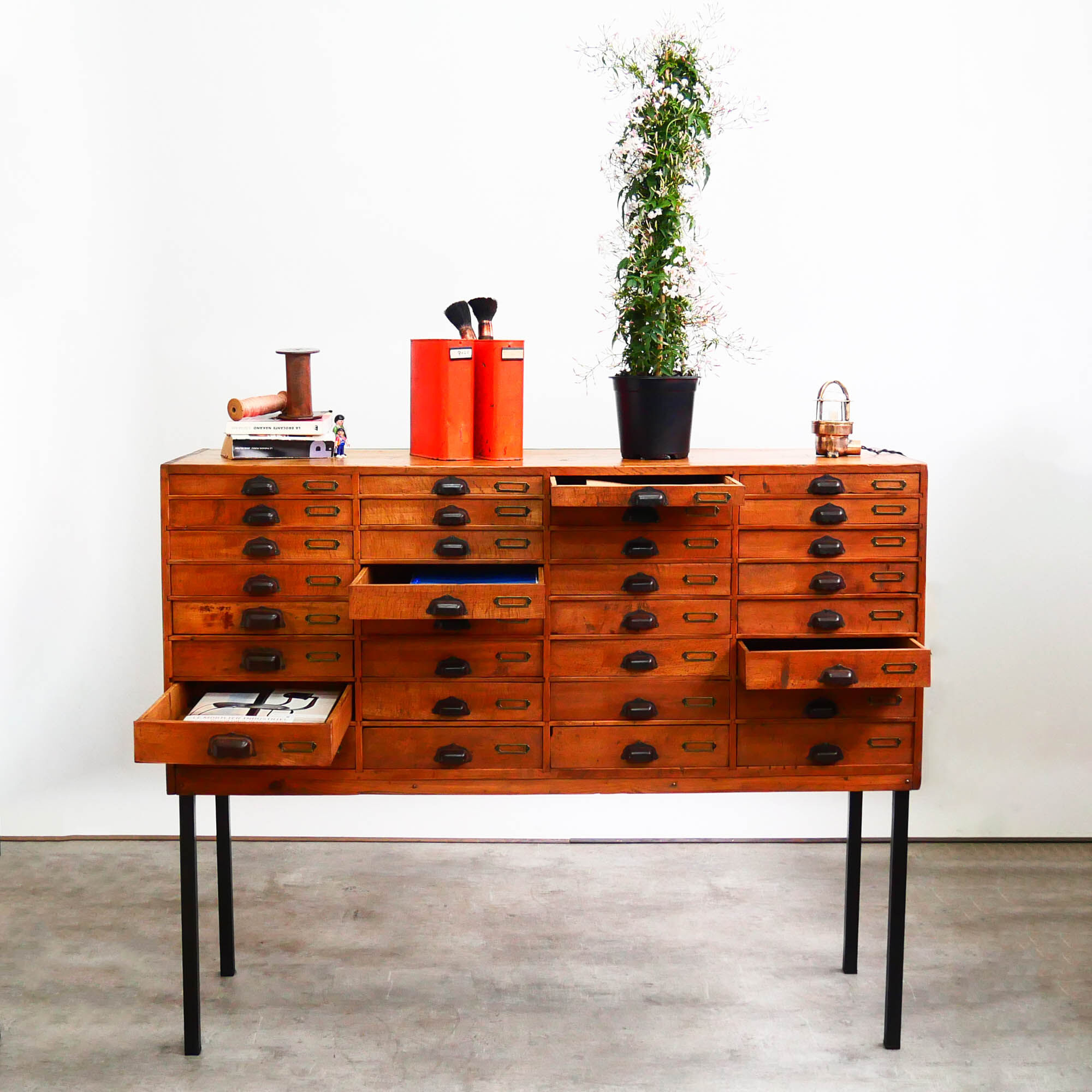 32-drawer trade cabinet