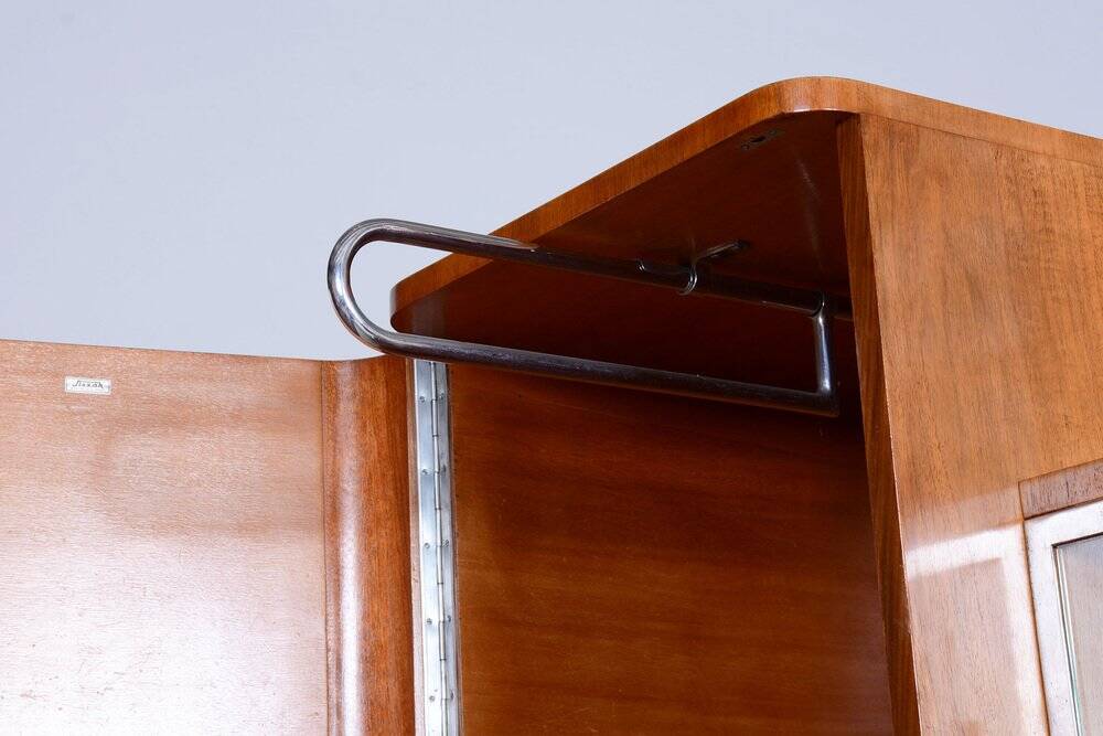 Bauhaus Czechia Sideboard in Walnut and Chrome-Plated Steel by Robert Slezak, 1930s