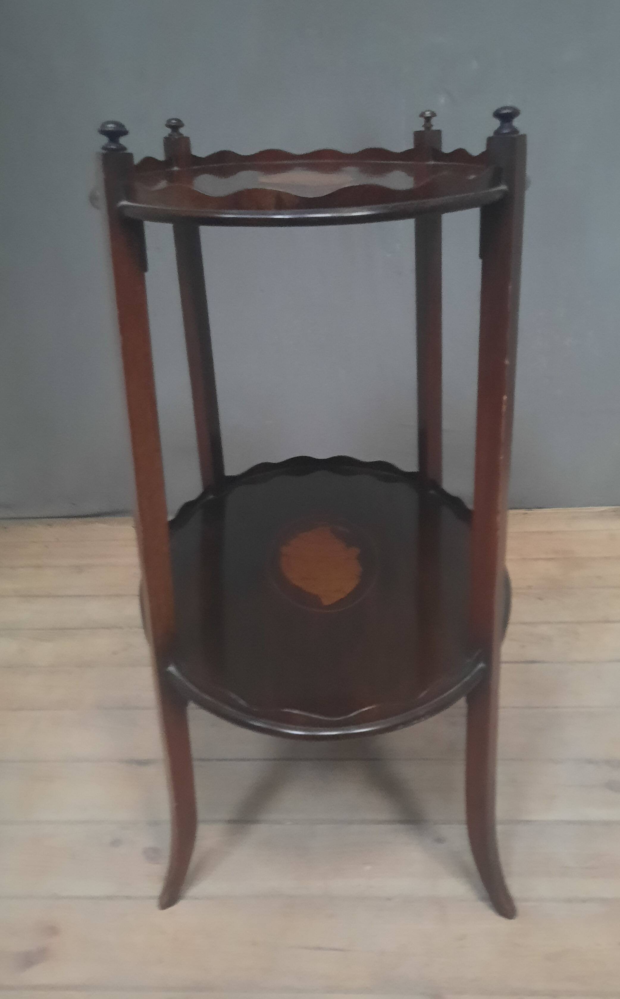 English 2-tier mahogany pedestal table