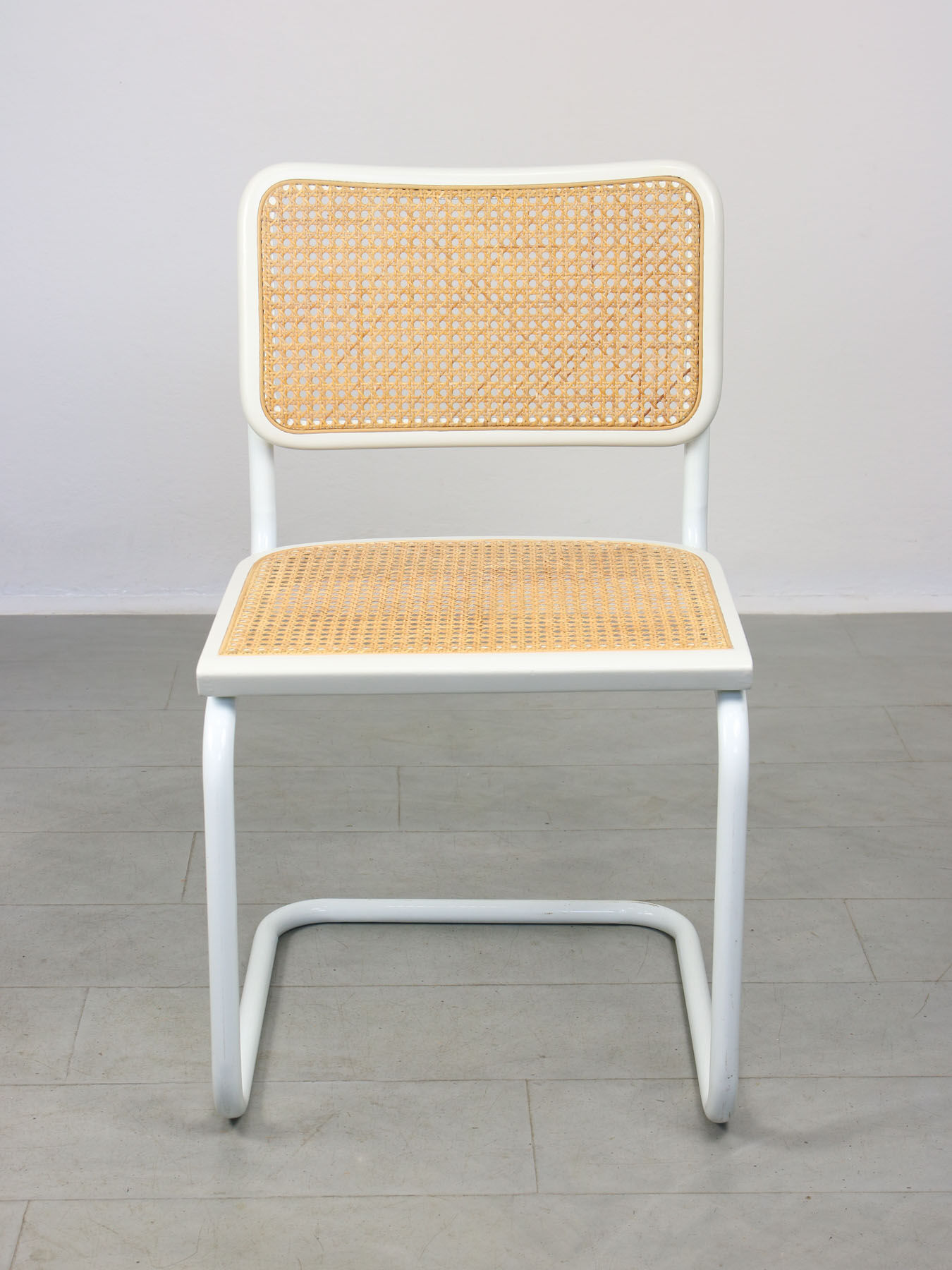 Vintage white B32 Cesca chair by Marcel Breuer, 90s