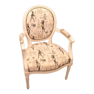 Medallion armchair