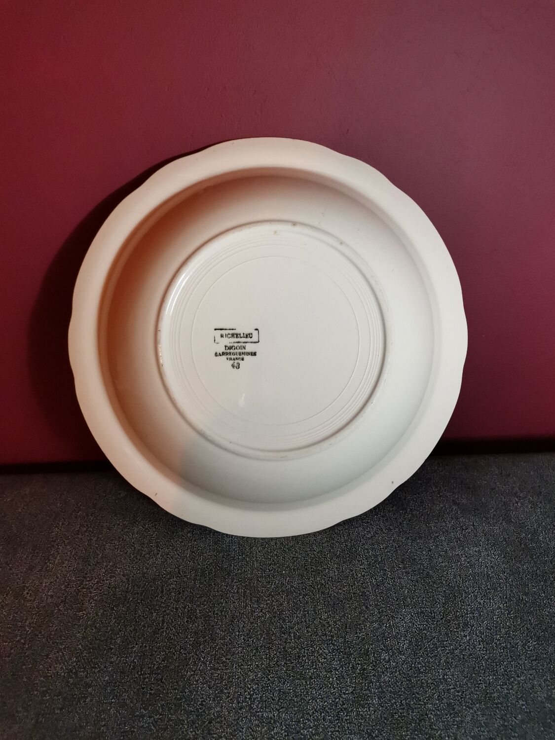 Hollow dish Digoin Richelieu