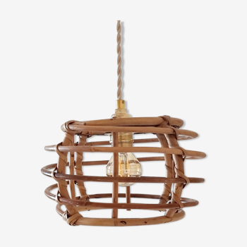 Vintage rattan suspension