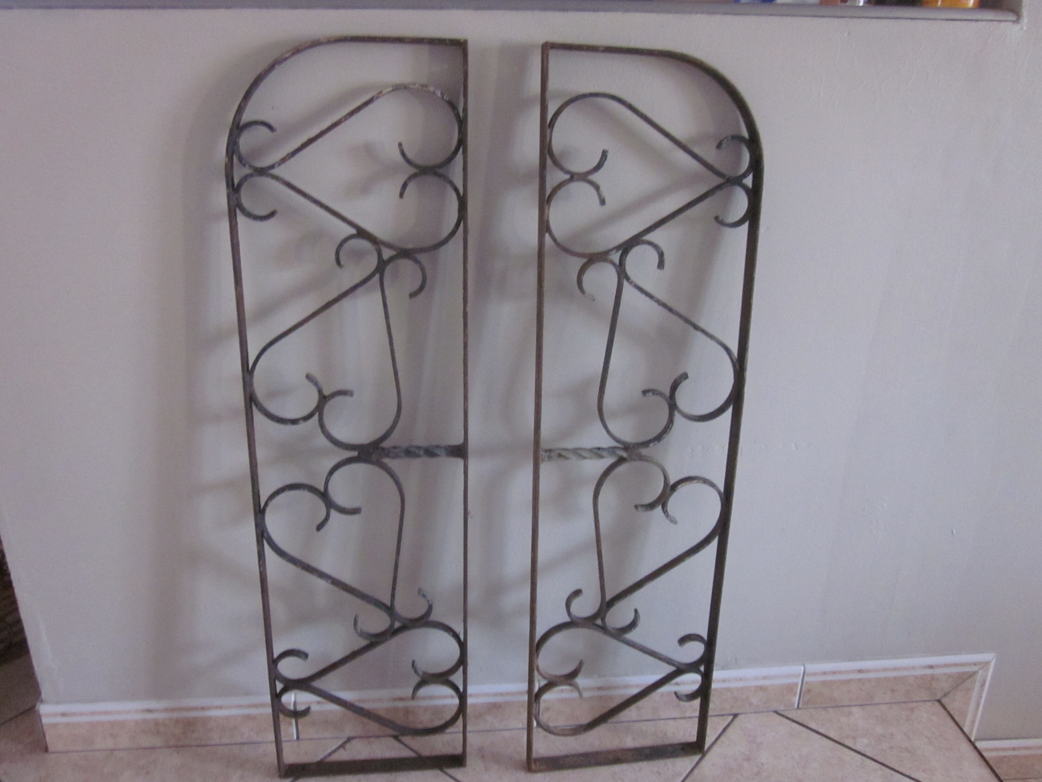 Pair of old grid in forgè iron