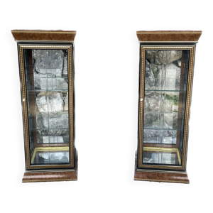 paire de vitrines à - poser