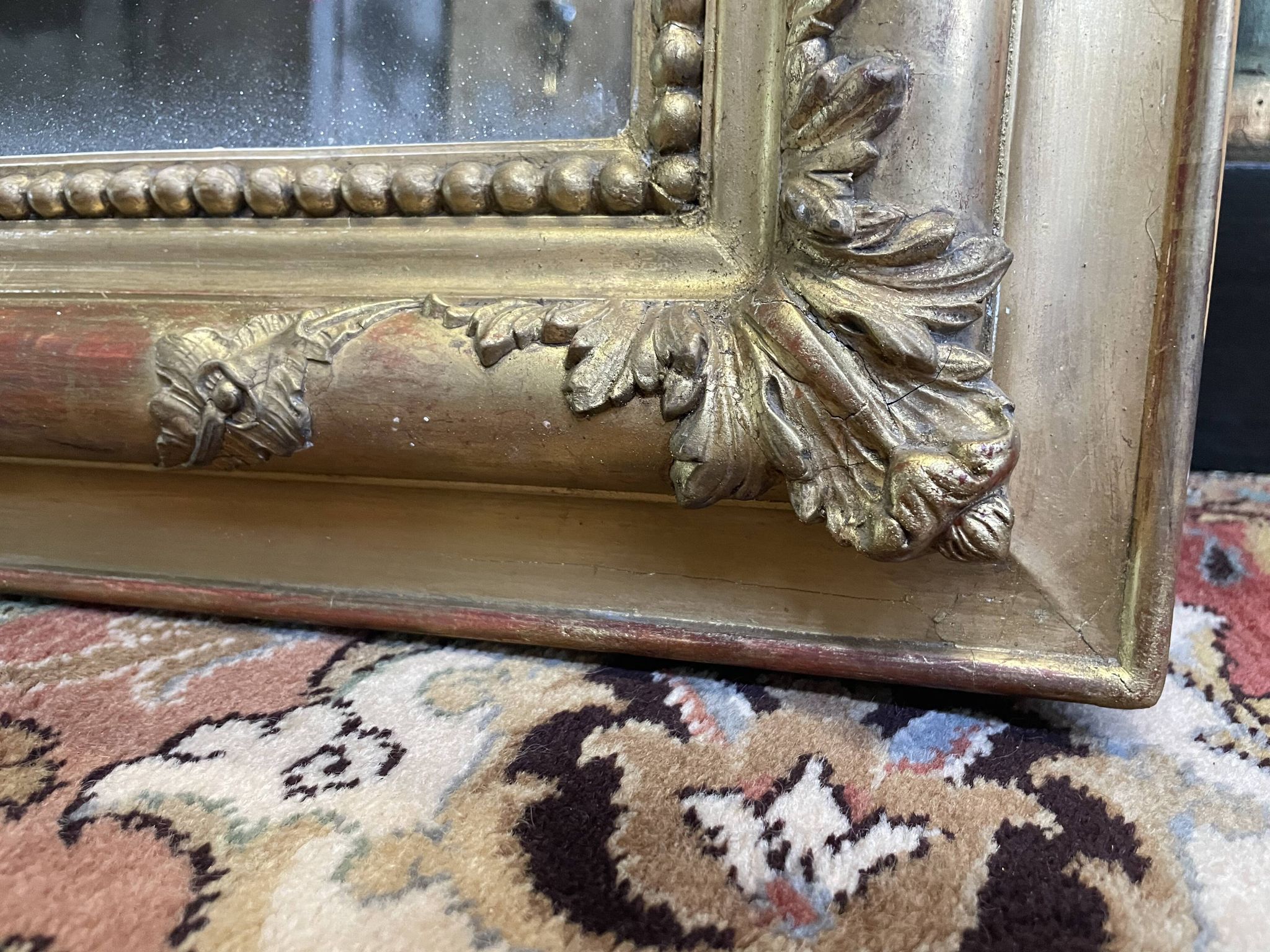 Miroir époque Louis Philippe en stuc doré 100x147cm