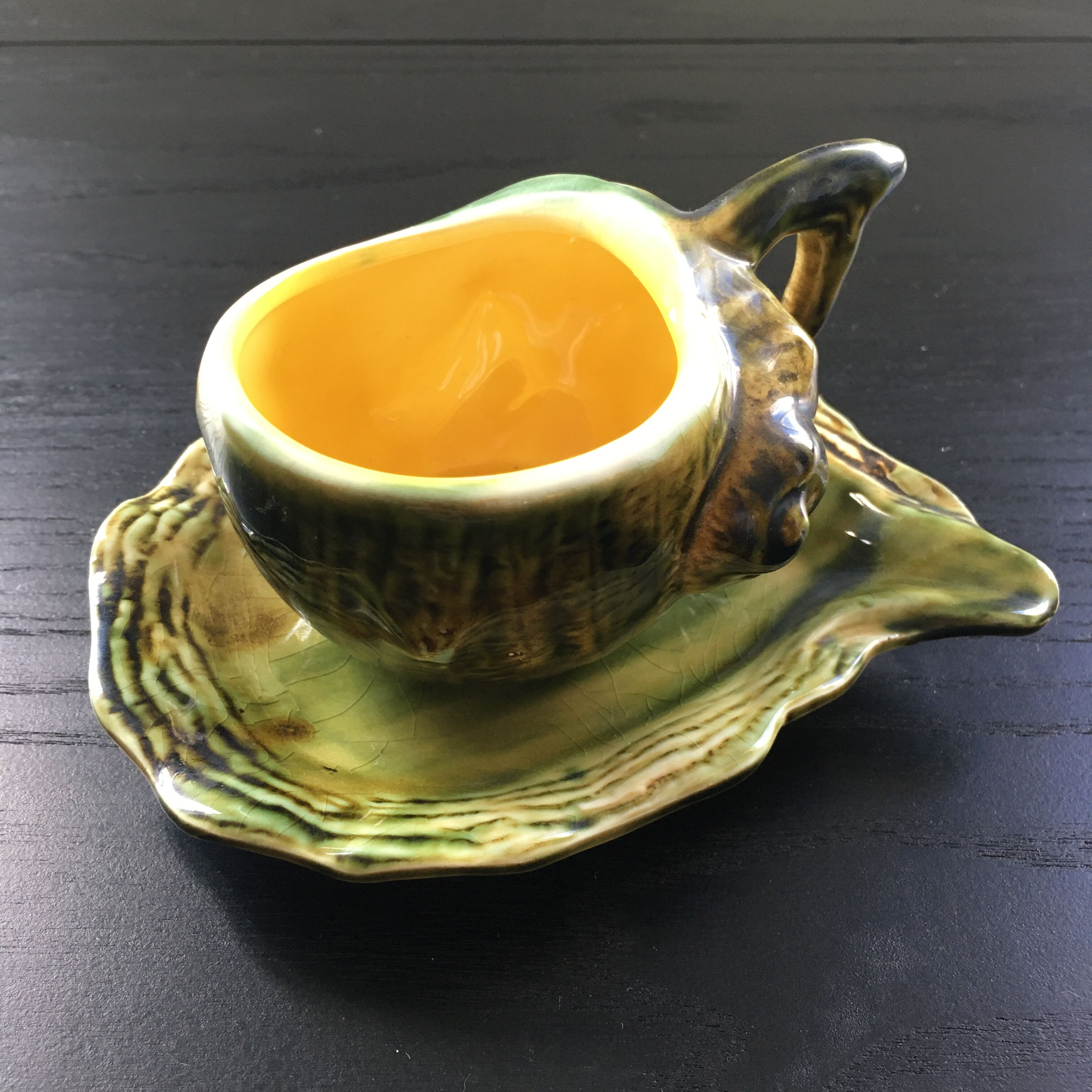 Snail cup in slipware