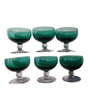 6 verres à  pied couleur