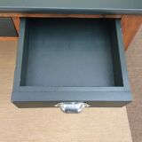 Former desk Minister