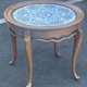 Coffee table with round shape