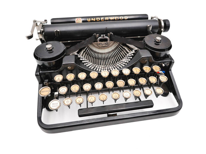 Machine à écrire Underwood portable 3 bank noire révisée ruban neuf 1923