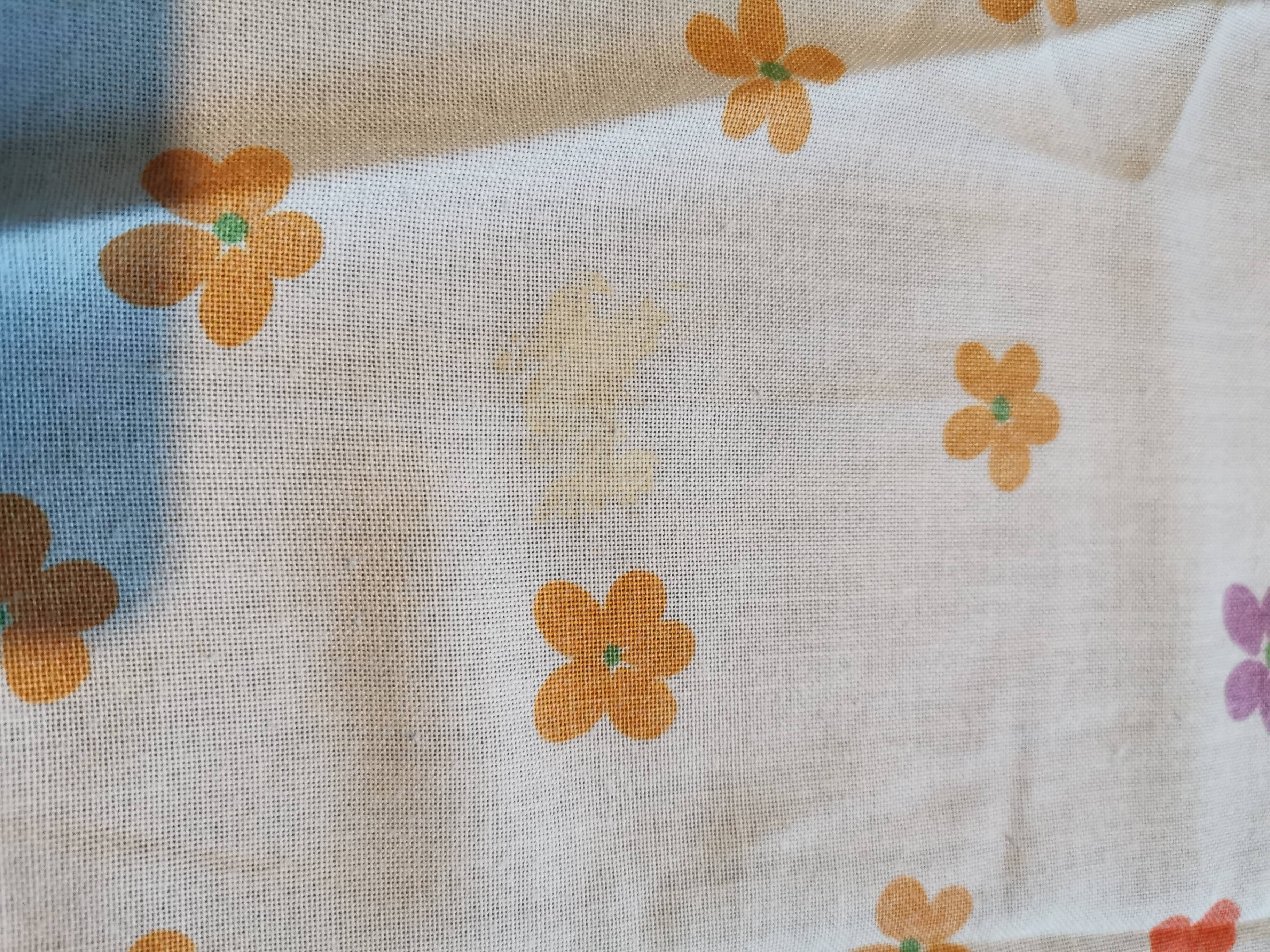 Lot de nappe et 6 serviettes de table vintage