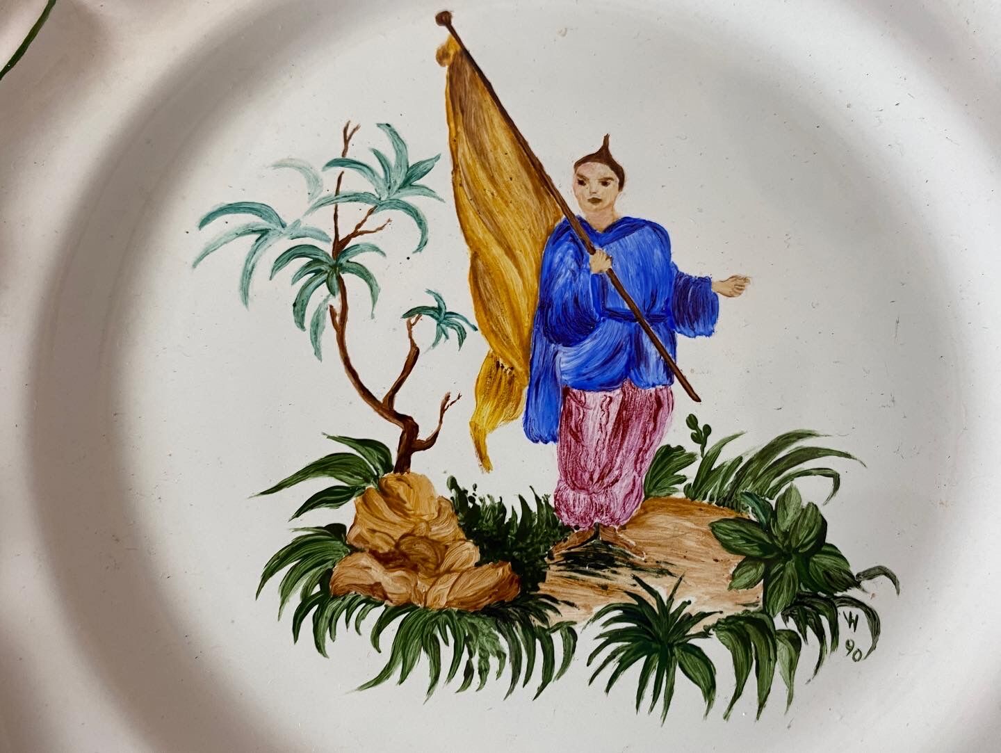 Set of 3 decorative earthenware plates stamped "Gien"