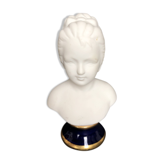 Bust of a young woman in biscuit