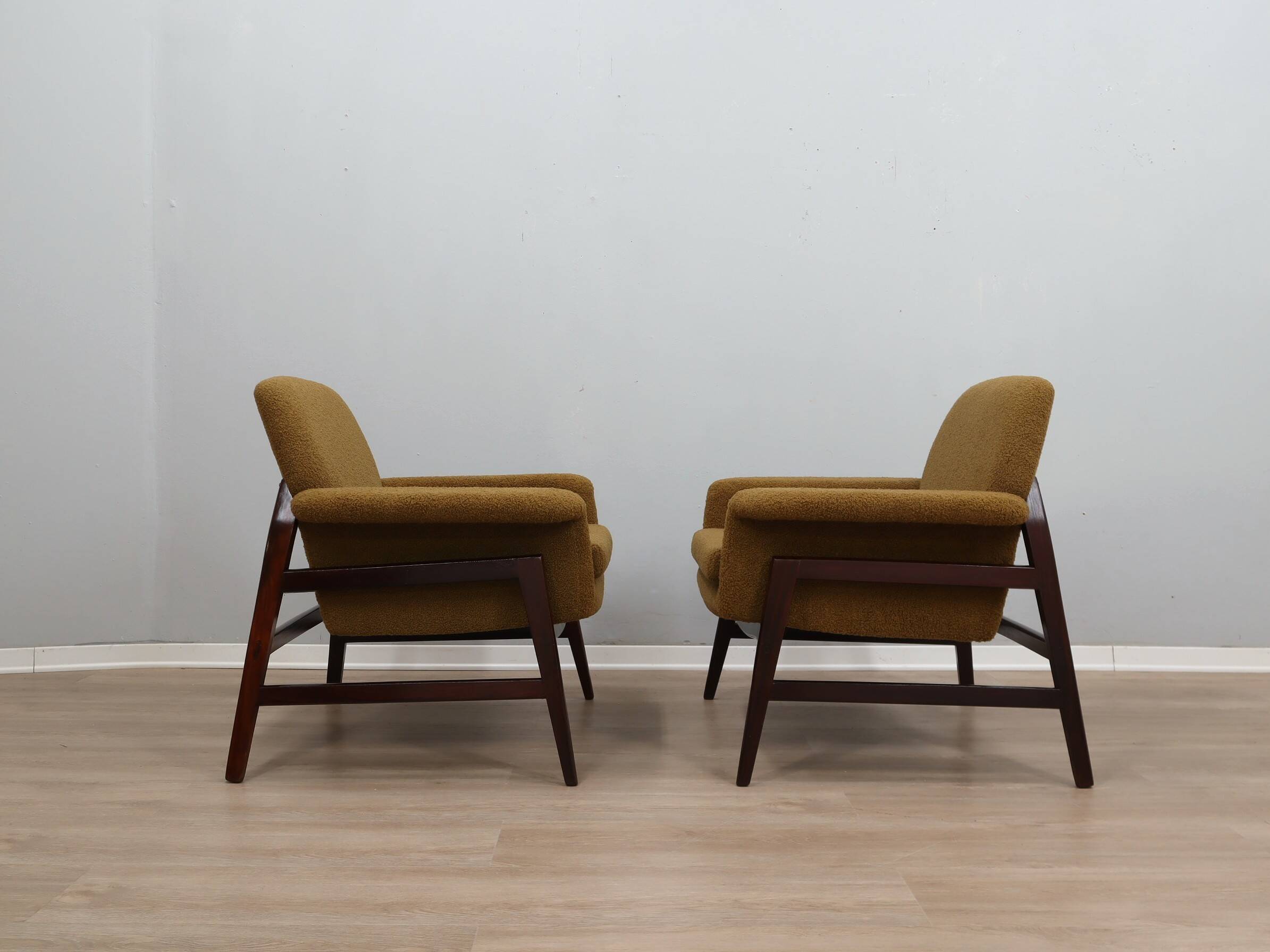 Mid century armchairs Gianfranco Frattini style 1950s