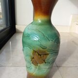 Taiwanese earthenware vase