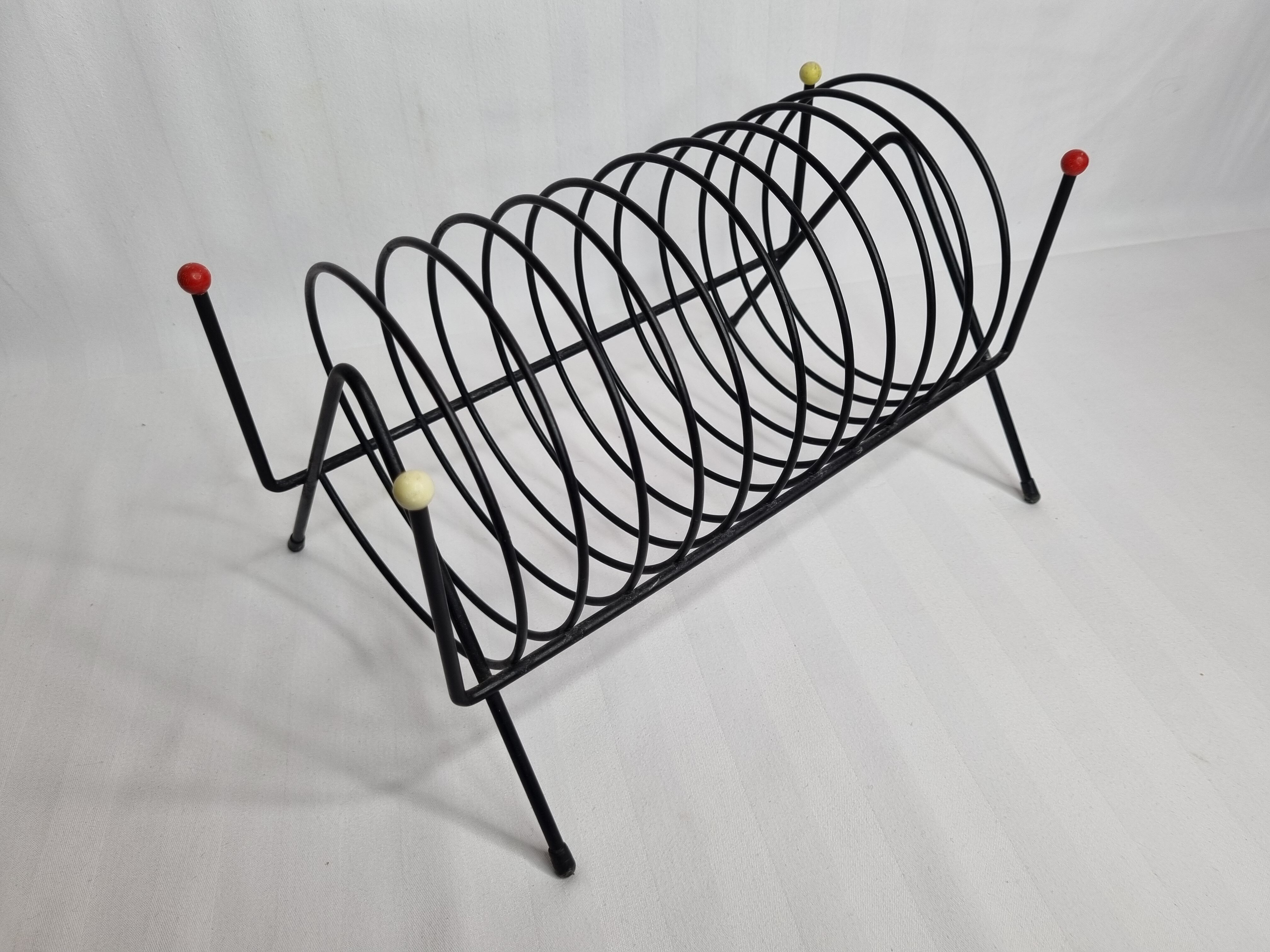 Magazine holder, vinyl holder "spring" in vintage metal, 30 cm