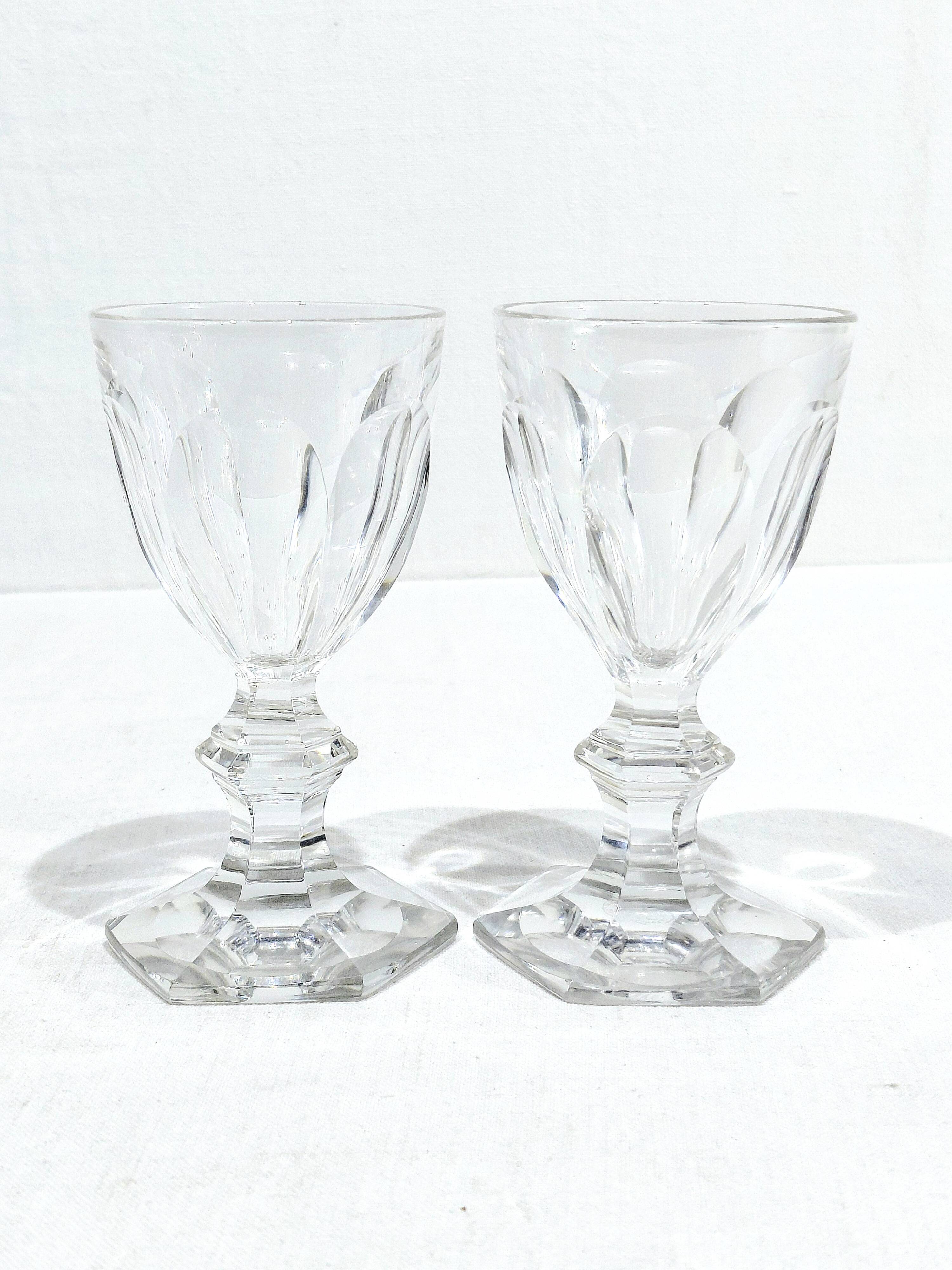 Baccarat - 2 White Wine Glasses - Harcourt Model