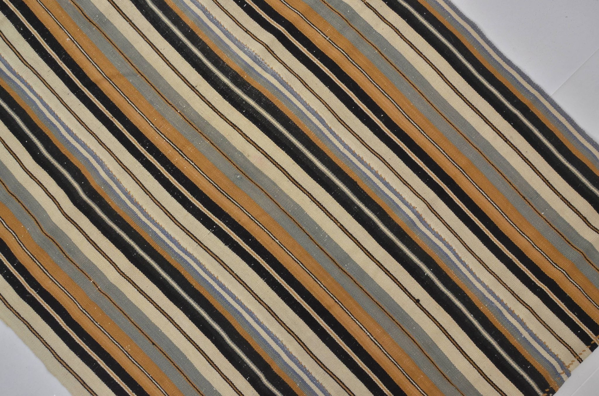 Neutral Vintage Handwoven Kilim Rug sku 1678
