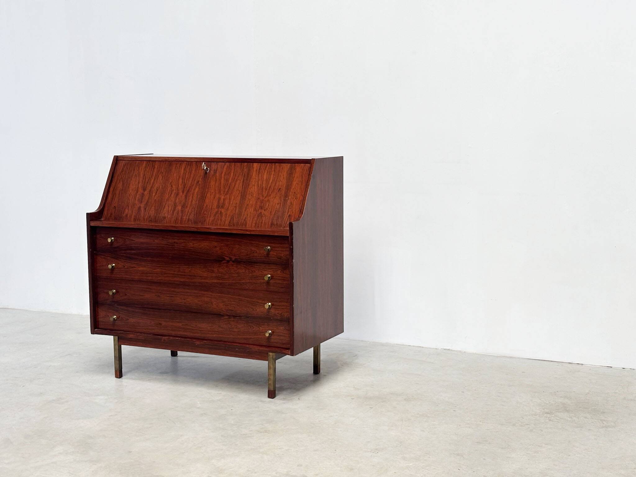 Secretaire or cabinet Gianfranco Frattini style