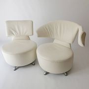 Canta and Aki swivel chairs in leather by Toshiyuki Kita for Cassina