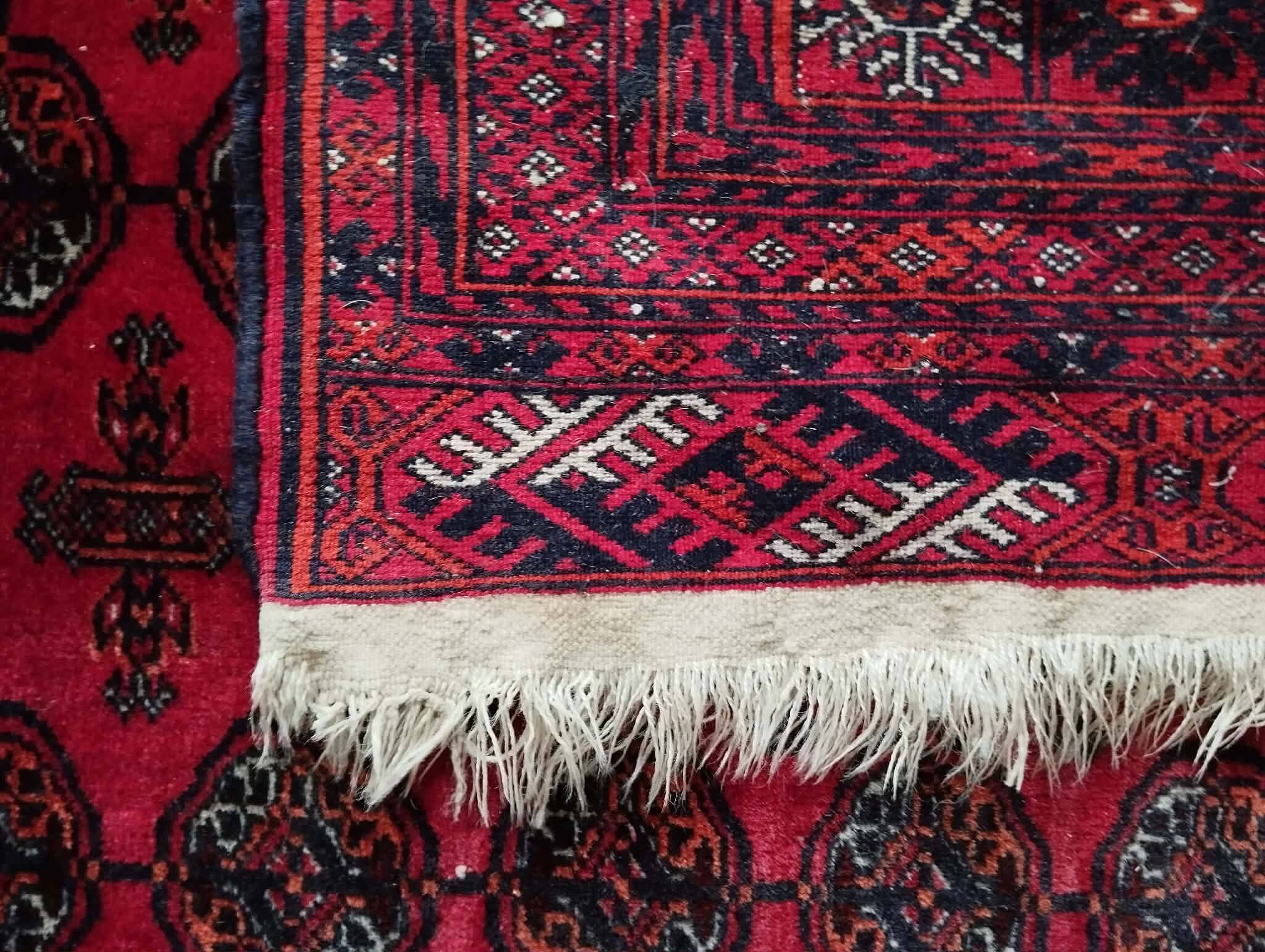 Handmade Turkmen Bukhara carpet 170x122cm