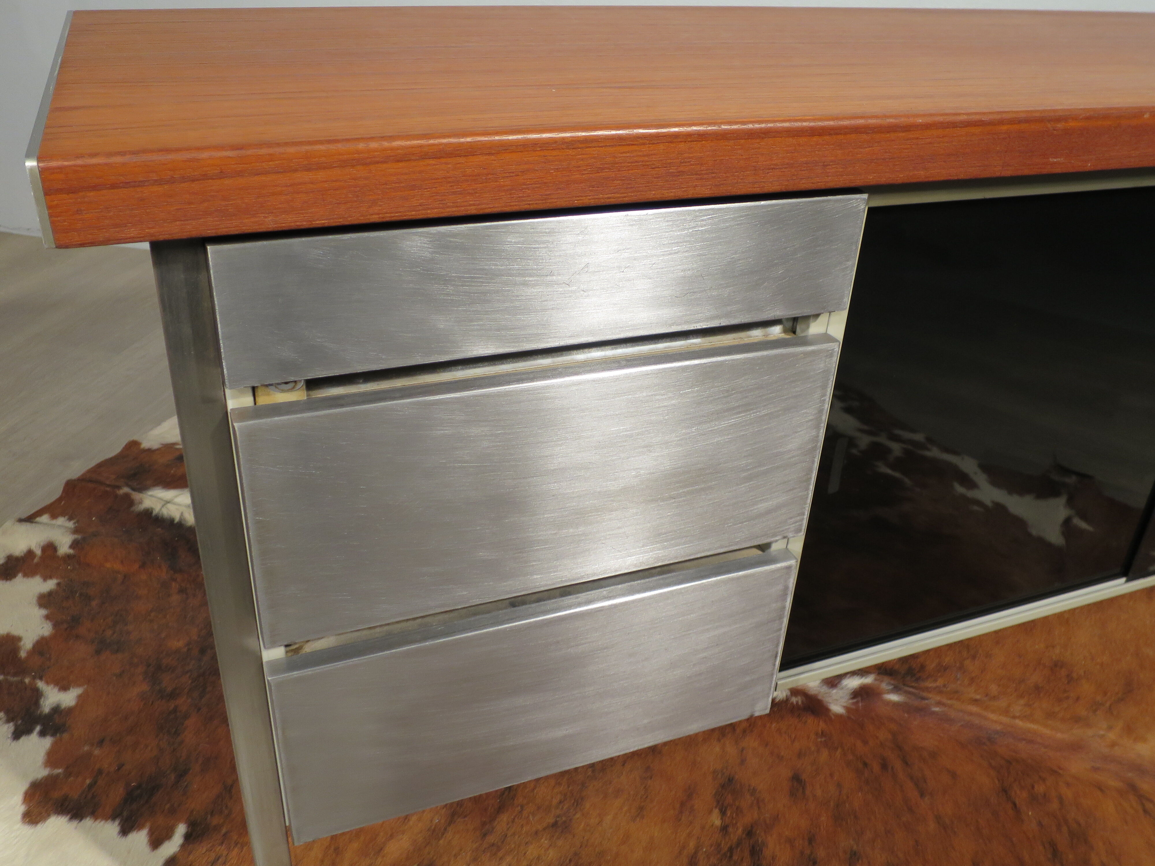 Vinco teak and metal sideboard