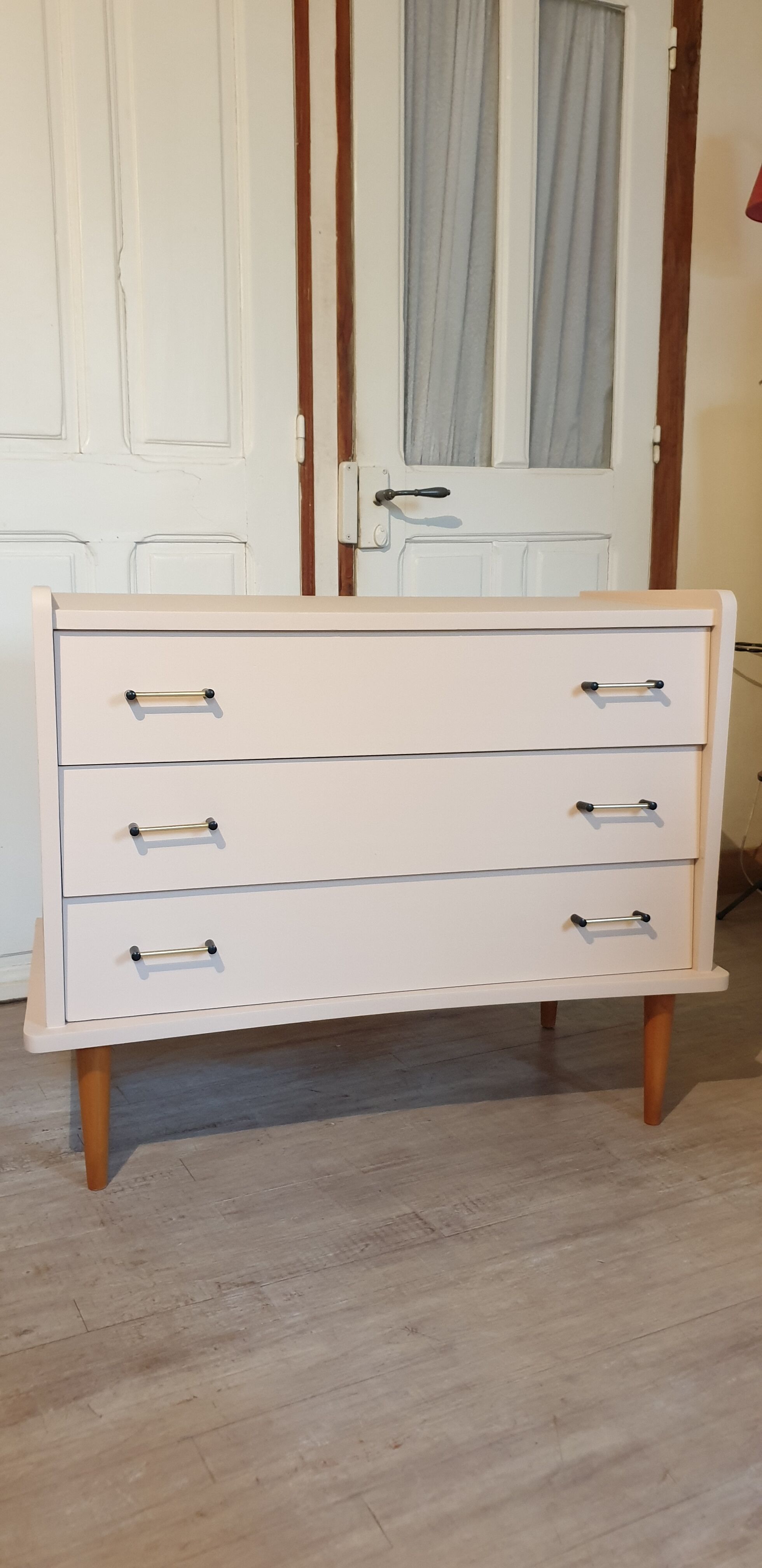 Pink vintage chest of drawers
