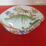 Box Bonbonnière in faience decoration Old Moustier signature Handmade