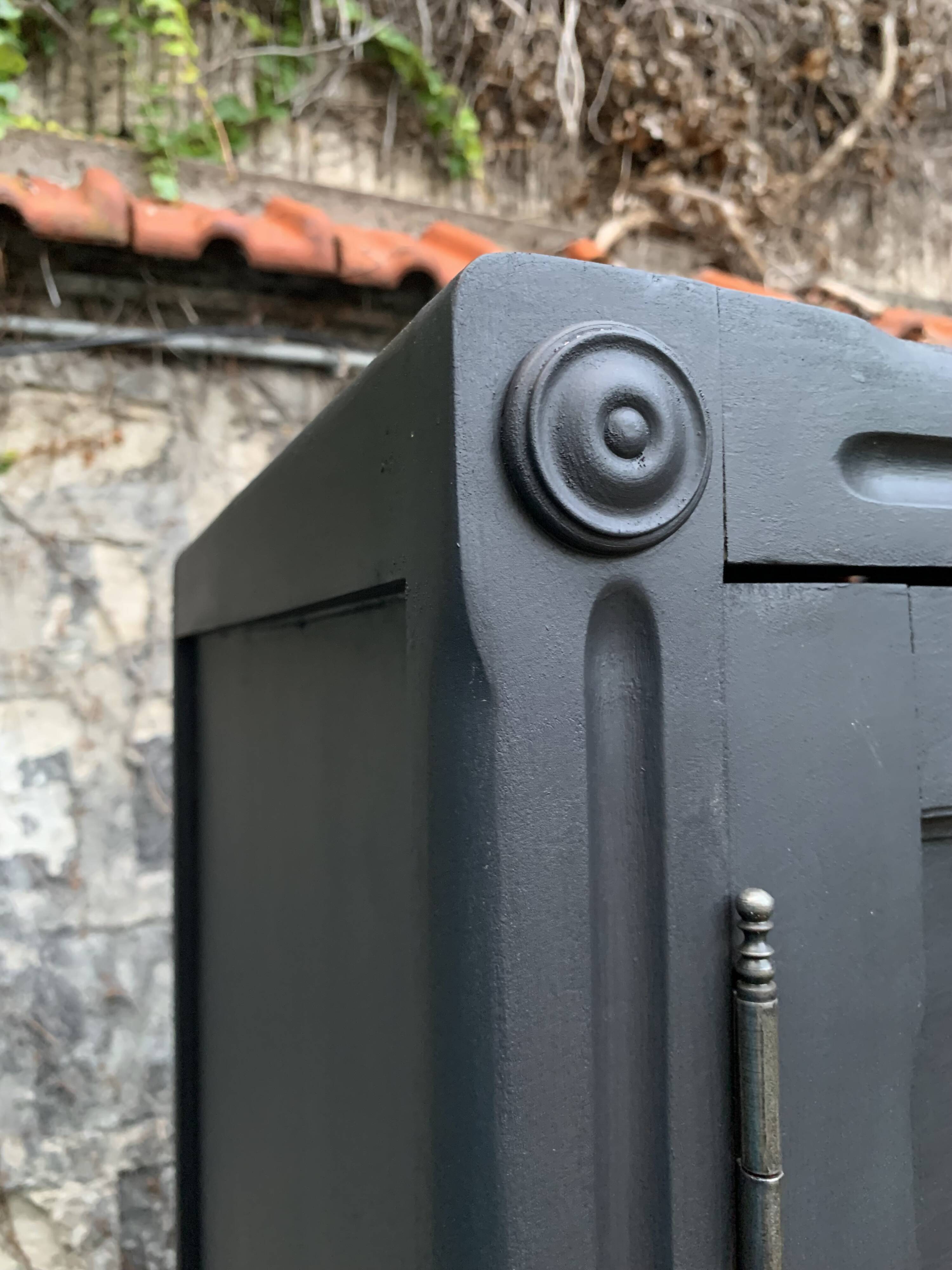 Parisian glazed hotel wardrobe 1930
