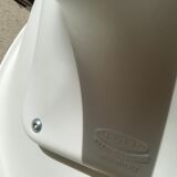 Adjustable design tulip chair