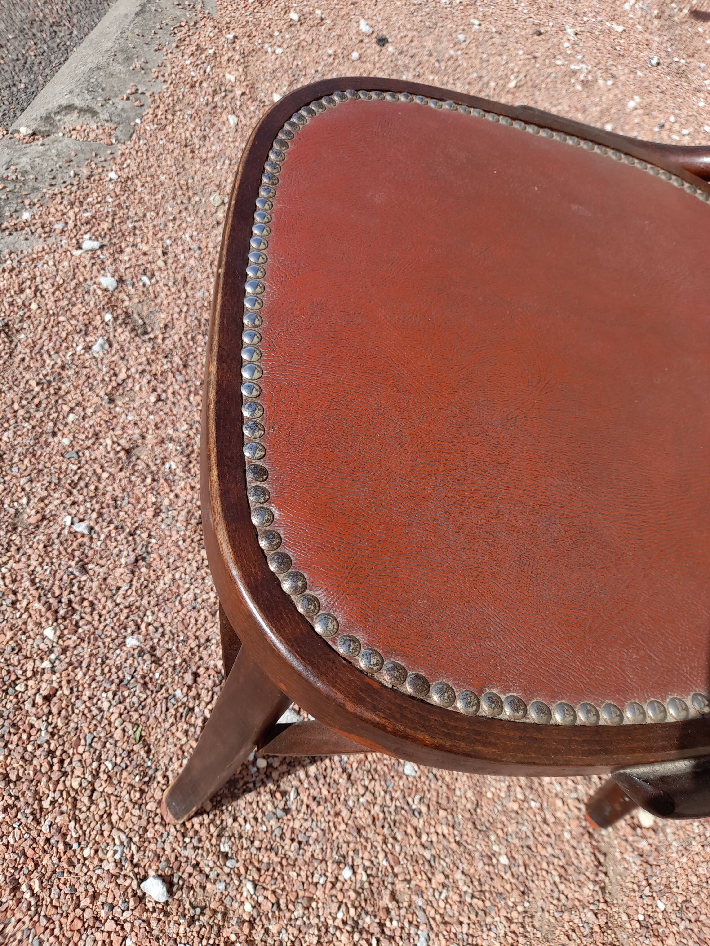 Fauteuil de bistrot signé Baumann 1930