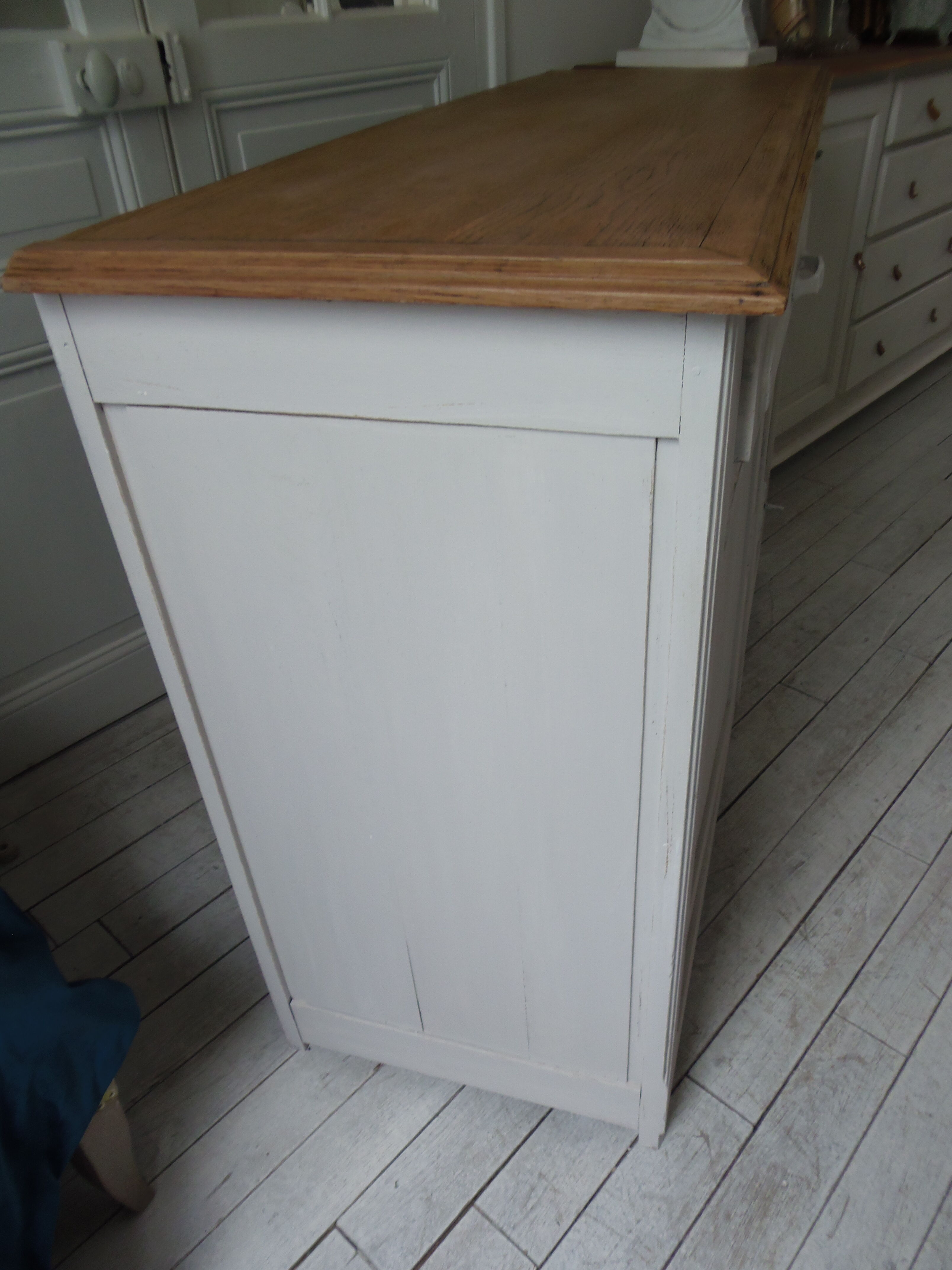 Art Deco sideboard patinated pearl gray, oak top.