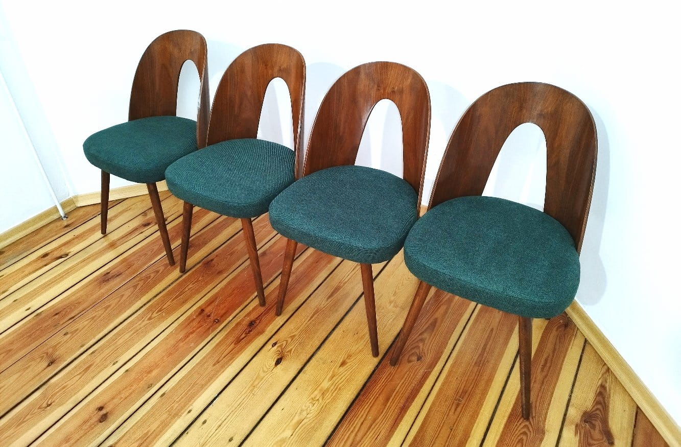 Set of four chairs, designed by A. Suman, Tatra Nabytok, Czechoslovakia, 60s