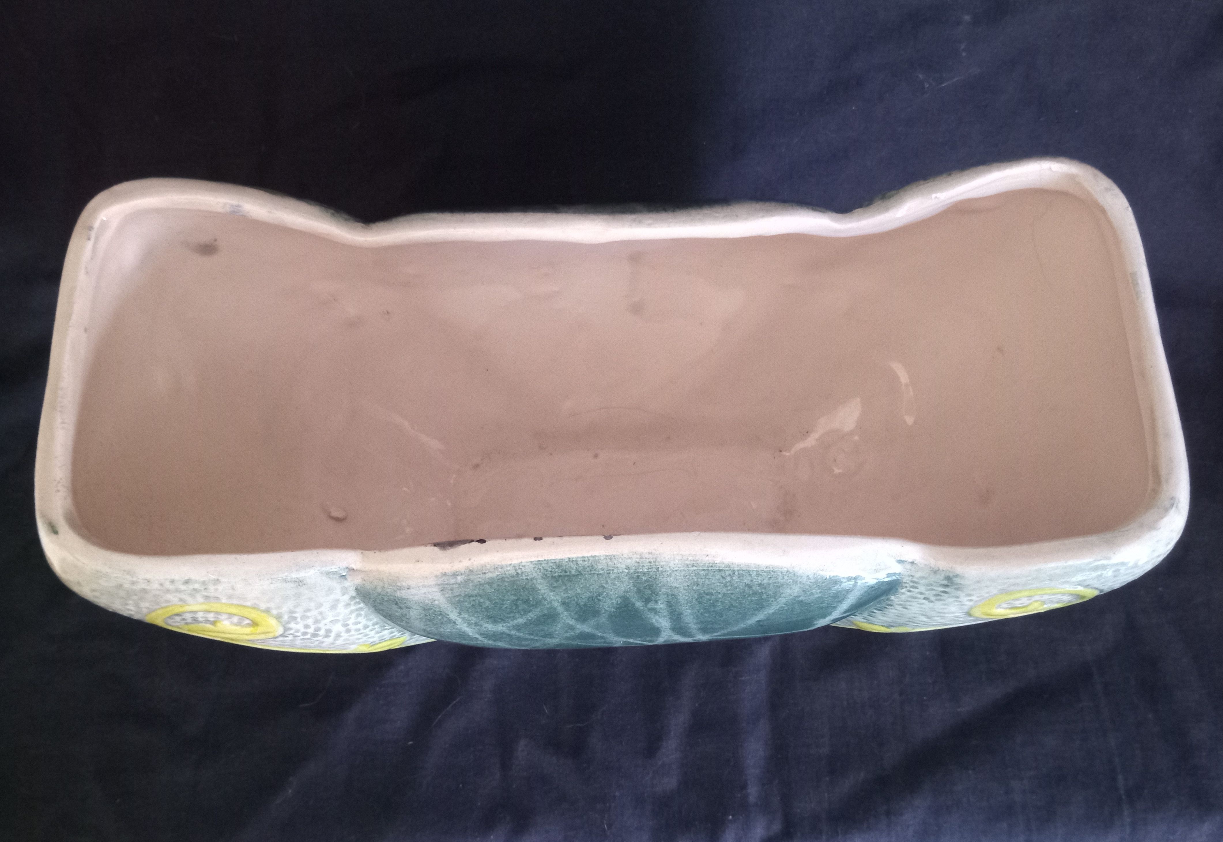 Ceramic Art Deco centerpiece