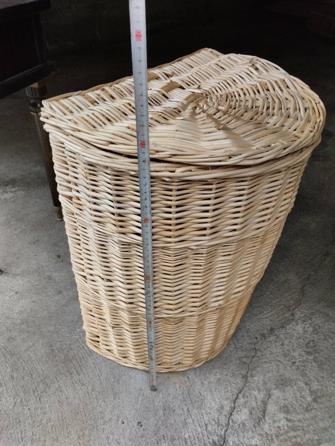 White rattan laundry basket