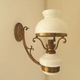 Opaline wall lamp