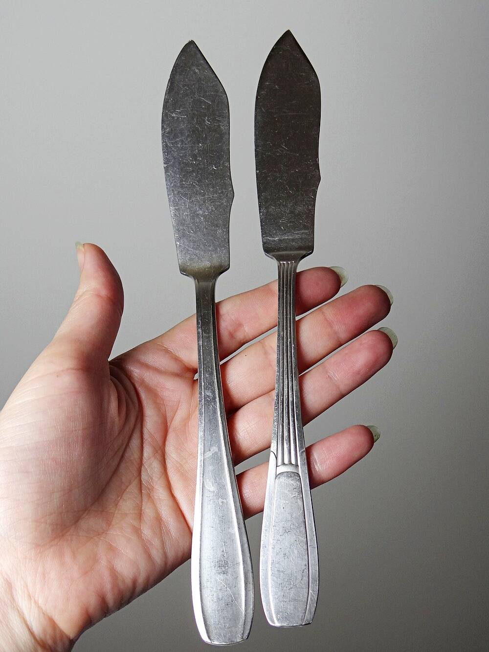 6 vintage/antique silver-plated fish knives in art deco style SFAM
