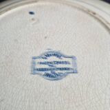 Old Sarreguemines and Digoin ironstone dish with bird motifs