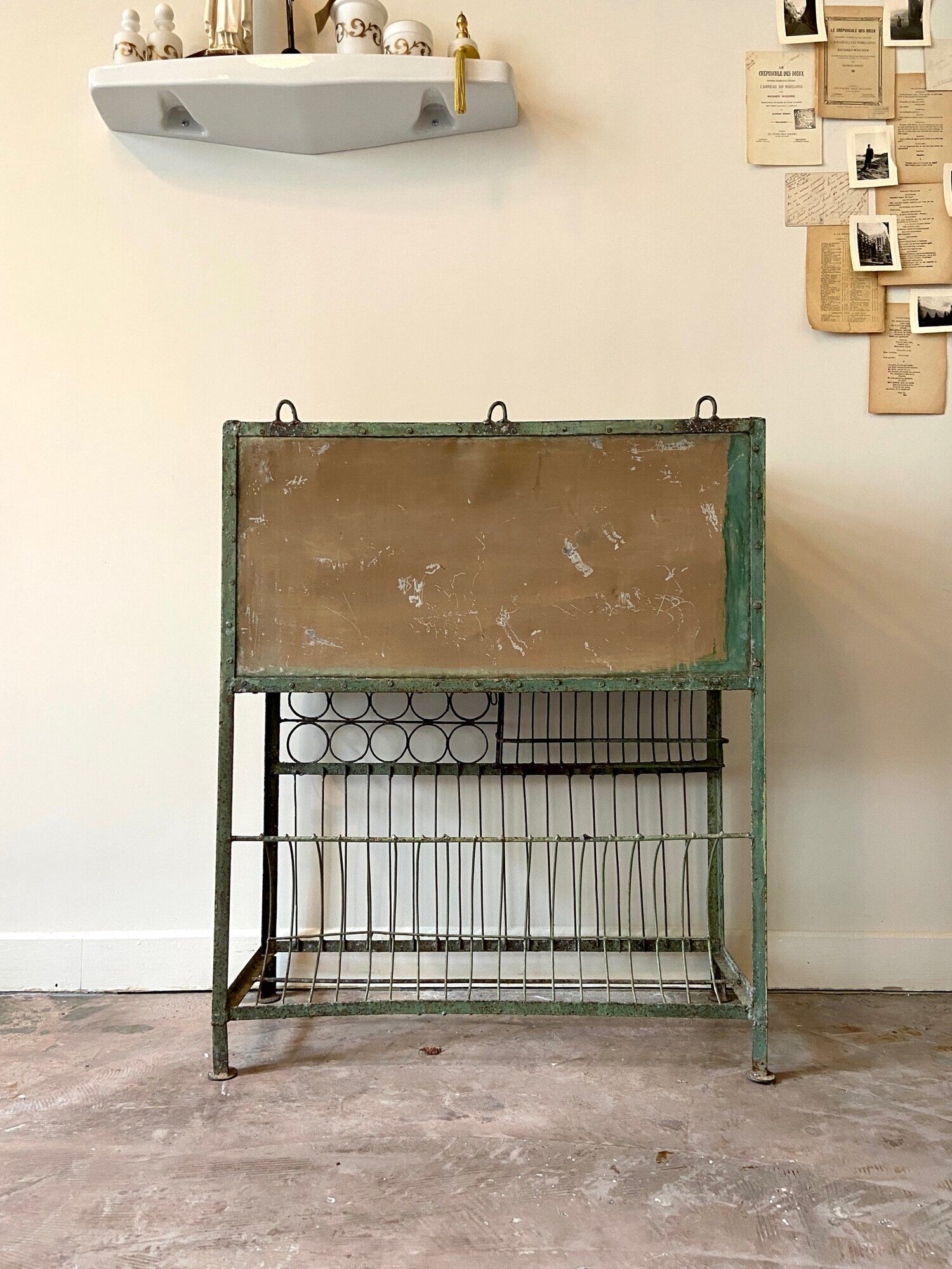 Storage cabinet in water green metal