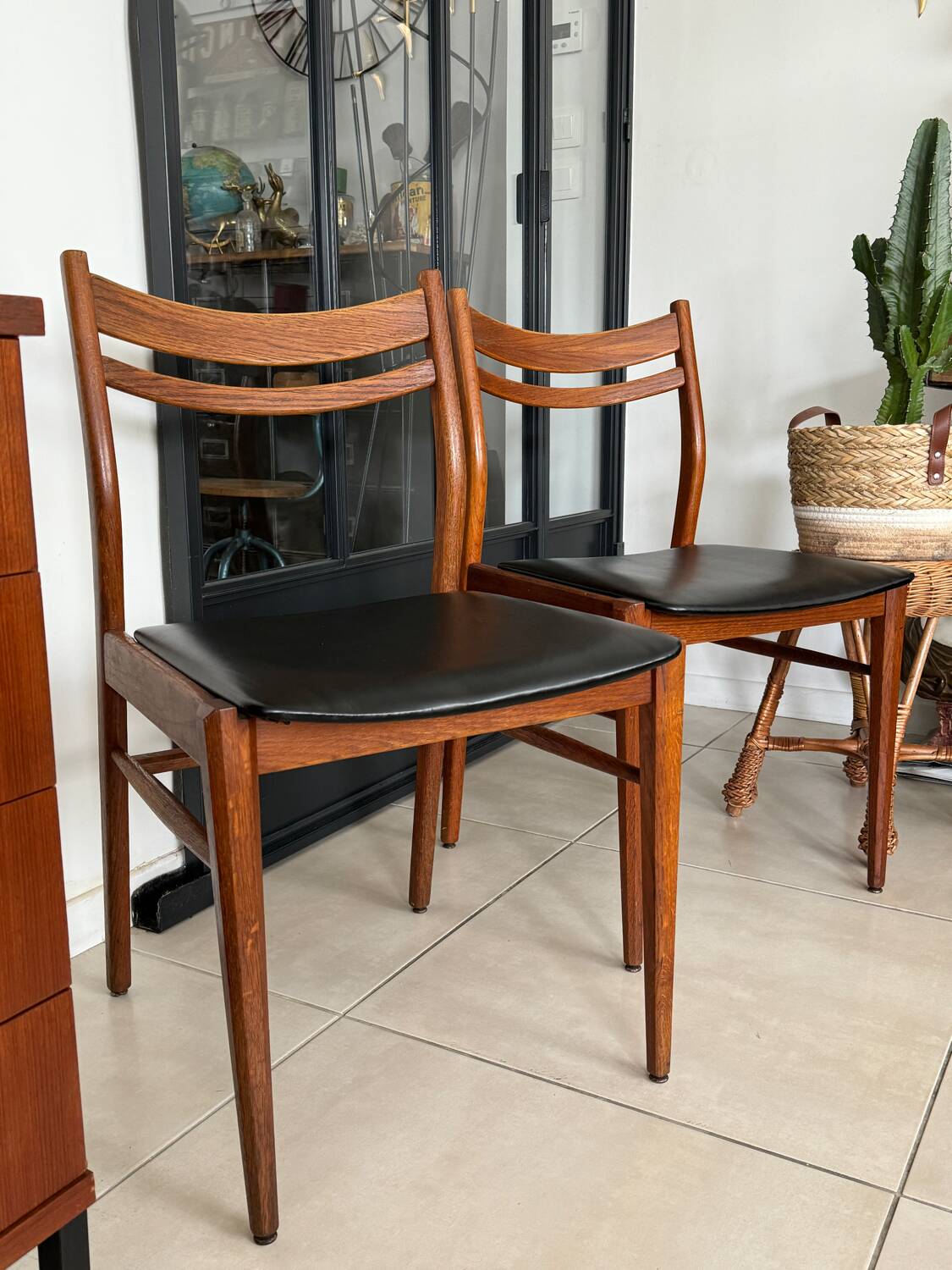 Chaises vintage style scandinave