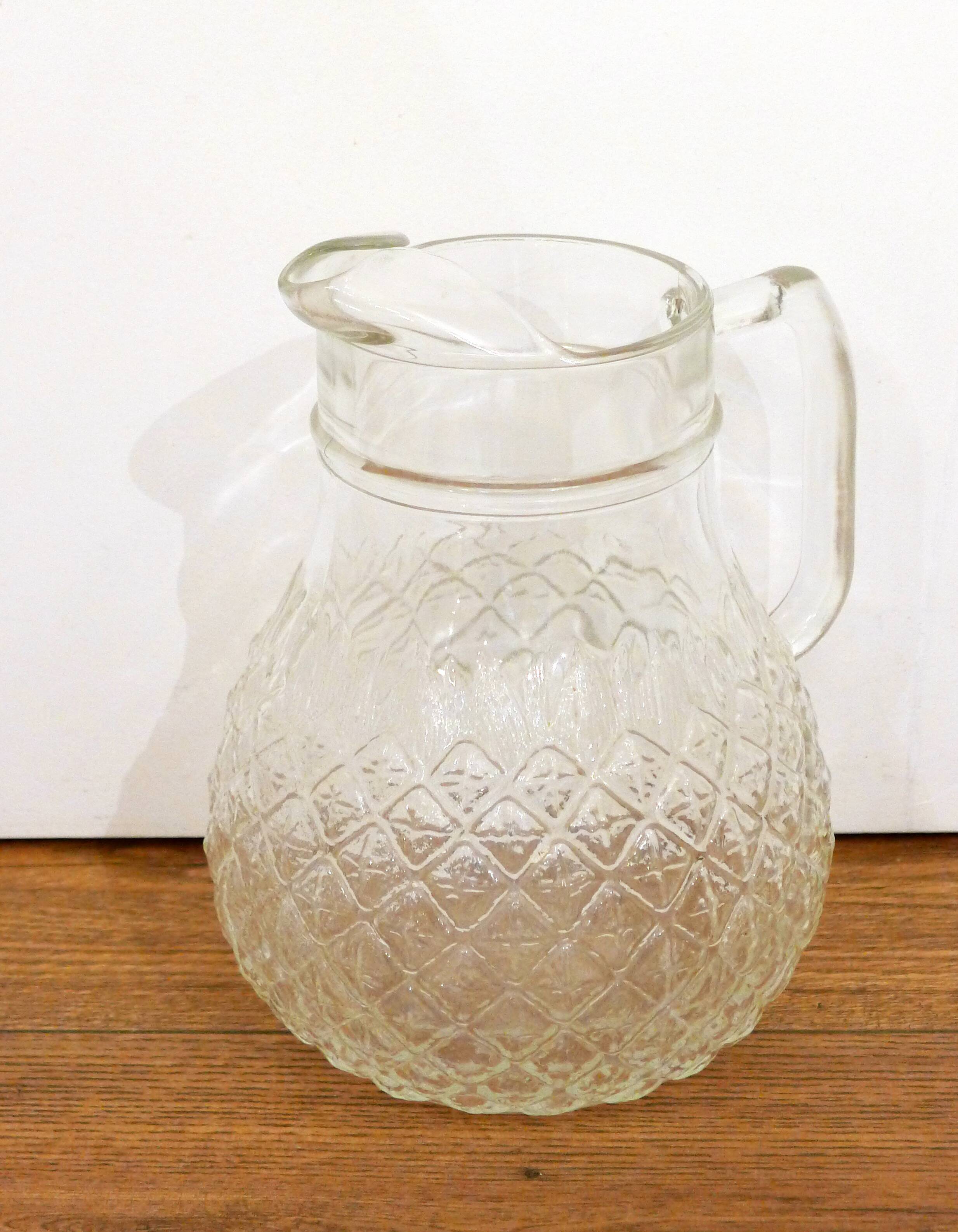 Pineapple pitcher in glass