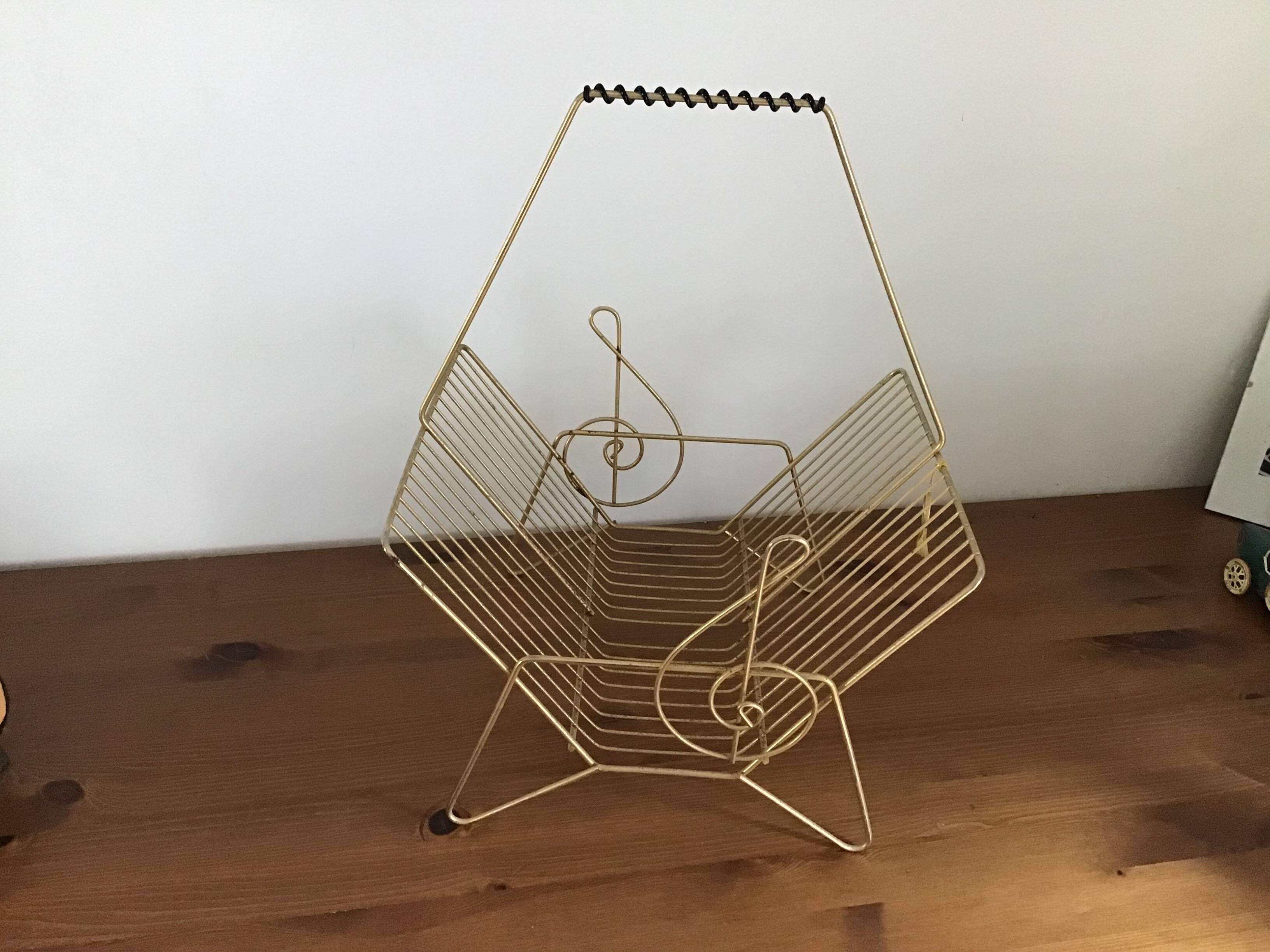 Vintage vinyl storage