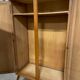 Armoire vintage pieds compas